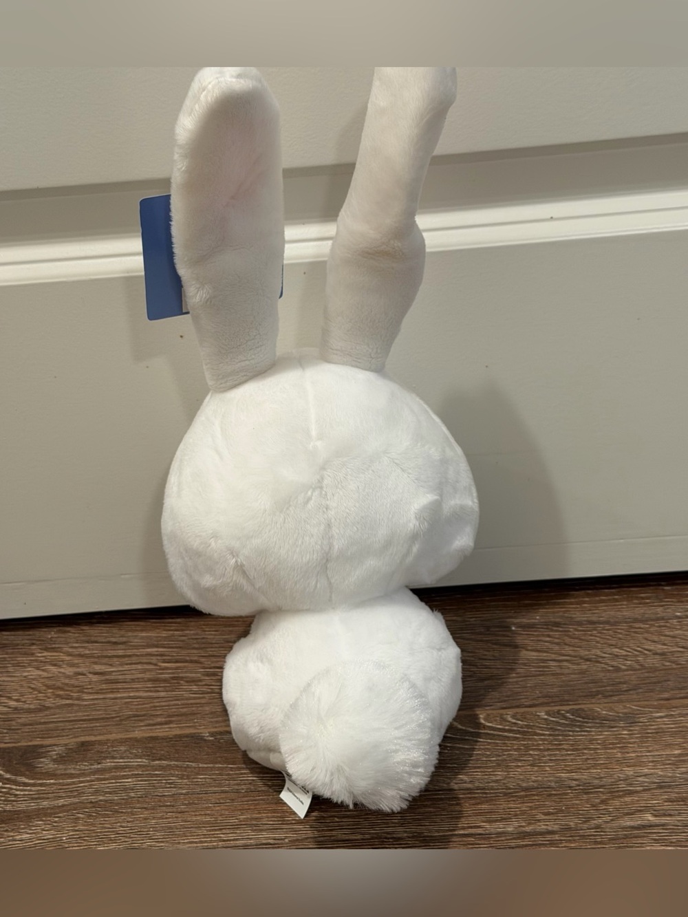 Universal Studios Secret Life of Pets Snowball Plush - Picture 4 of 4